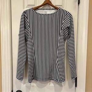 NWOT Seea Rashguard Black and White Striped Longsleeve Swim Shirt Women’s Large